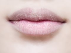 <b>教你如何从唇色看出身体健康状态</b>